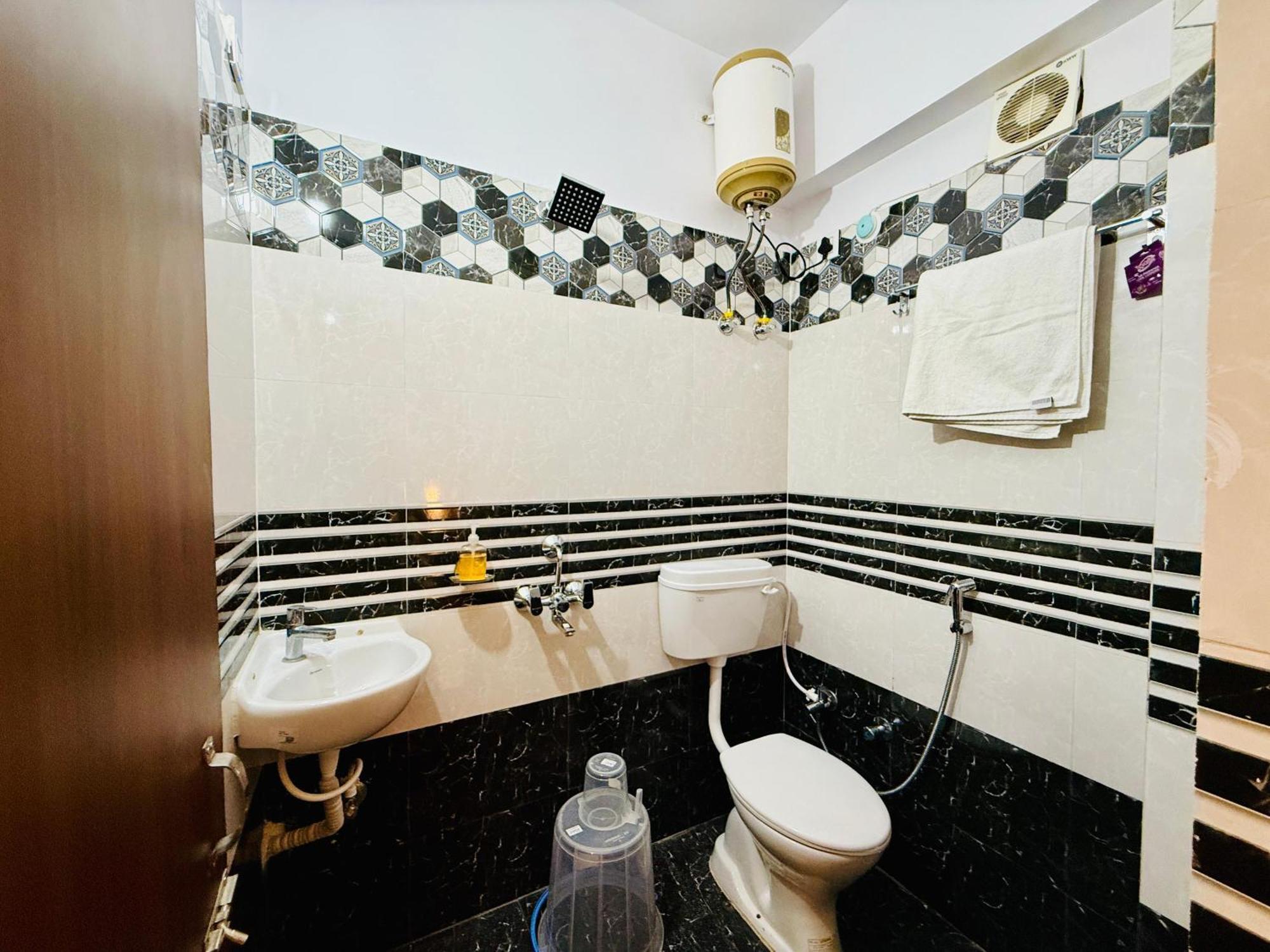 Hotel Golden Crystal Patna  Quarto foto