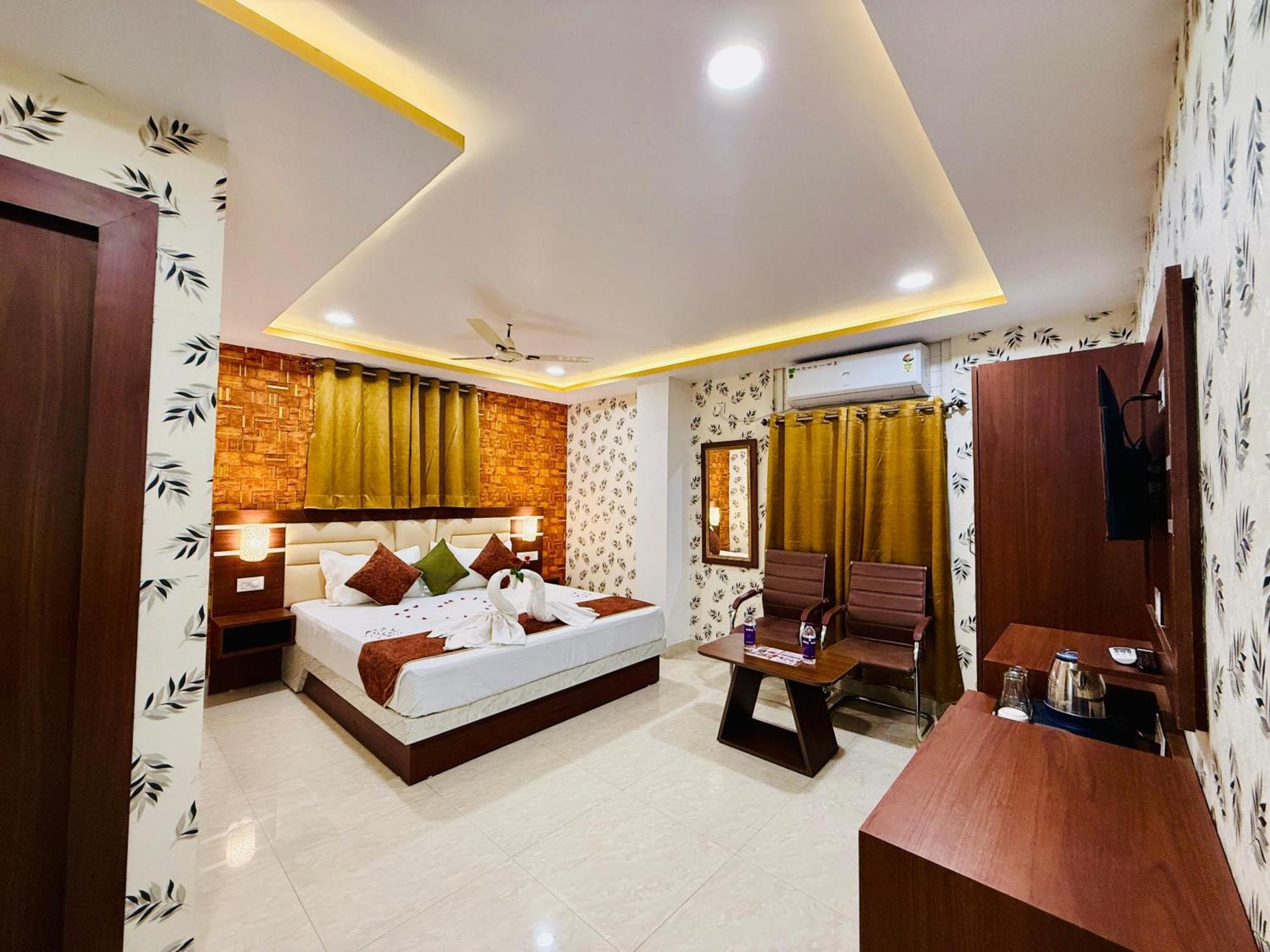 Hotel Golden Crystal Patna  Exterior foto