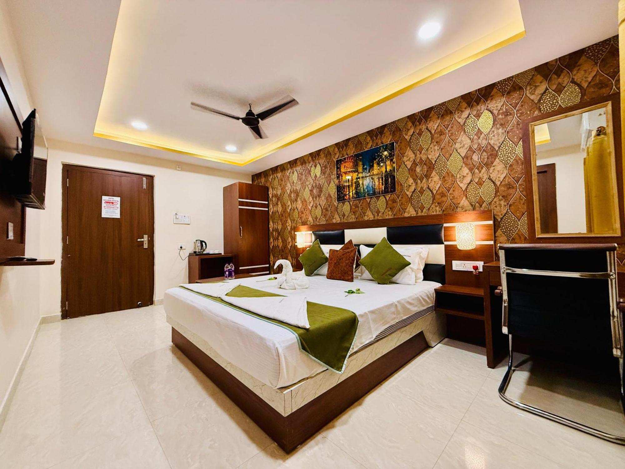 Hotel Golden Crystal Patna  Exterior foto